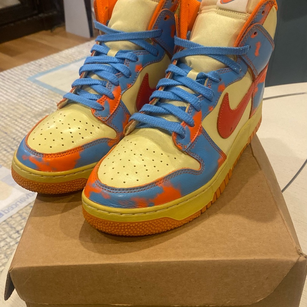 Nike Beige and Orange Sneakers DD9404-800